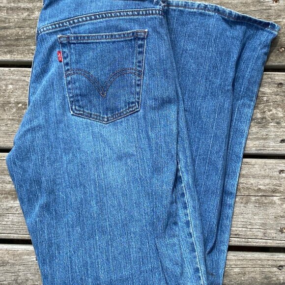LEVI'S 515 BOOT CUT Womens Blue JEANS Size 10M ( 32 x 30.5 ) - Picture 11 of 16
